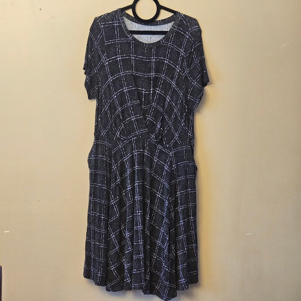 Torrid plus size "size 1" 1xl jersey knit dress (with pockets!)